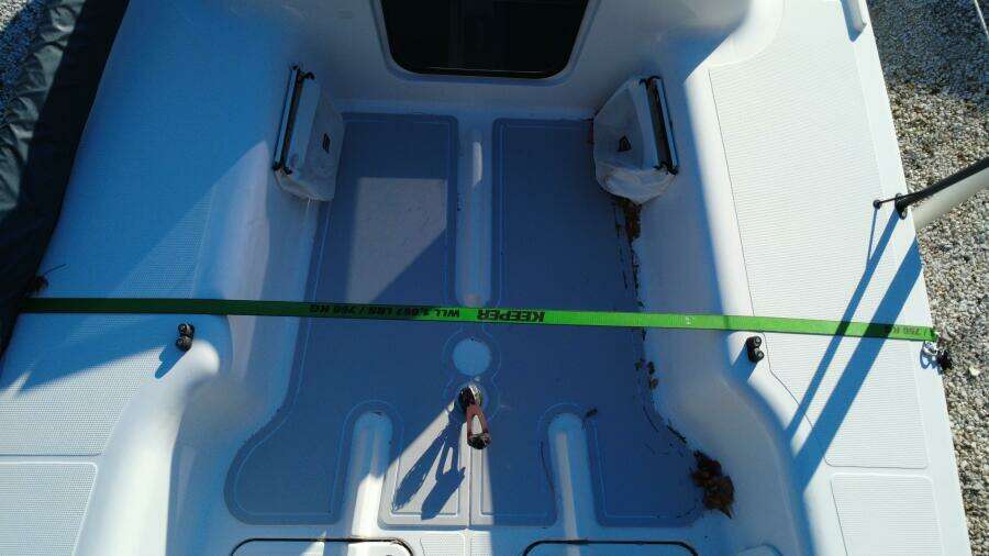 Salubrity 24ft Beneteau Yacht For Sale