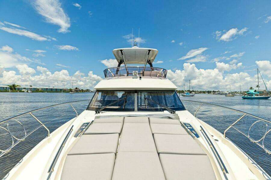 2025 Prestige 460 Flybridge - Sistership