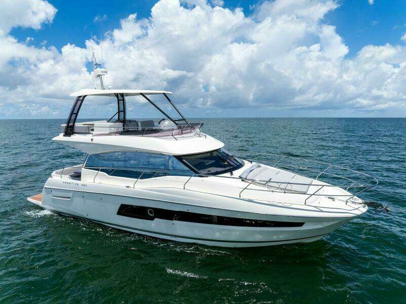 2025 Prestige 460 Flybridge - Sistership
