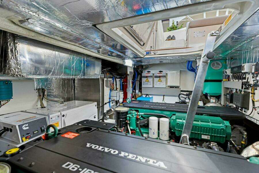 2025 Prestige 460 Flybridge - Sistership