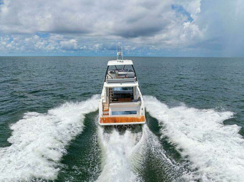 2025 Prestige 460 Flybridge - Sistership