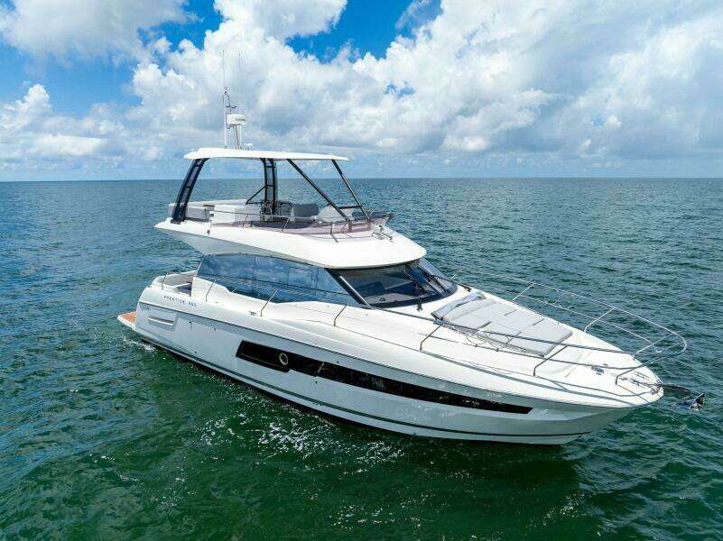 2025 Prestige 460 Flybridge - Sistership