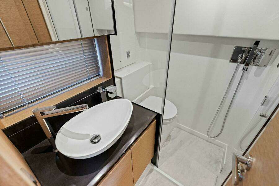 2025 Prestige 460 Flybridge - Sistership