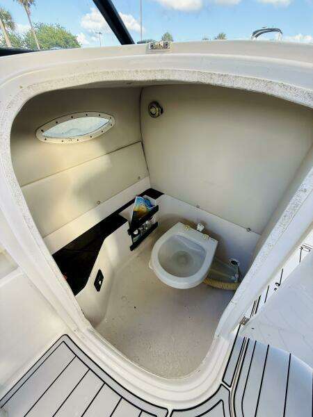 25ft Starcraft Yacht For Sale