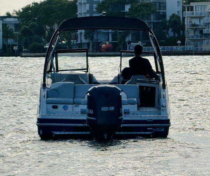 25ft Starcraft Yacht For Sale