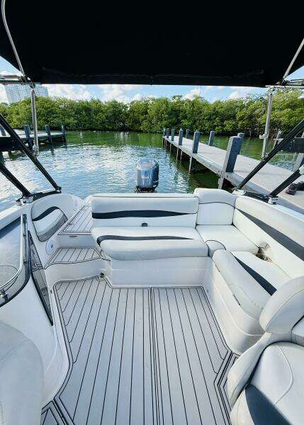 25ft Starcraft Yacht For Sale