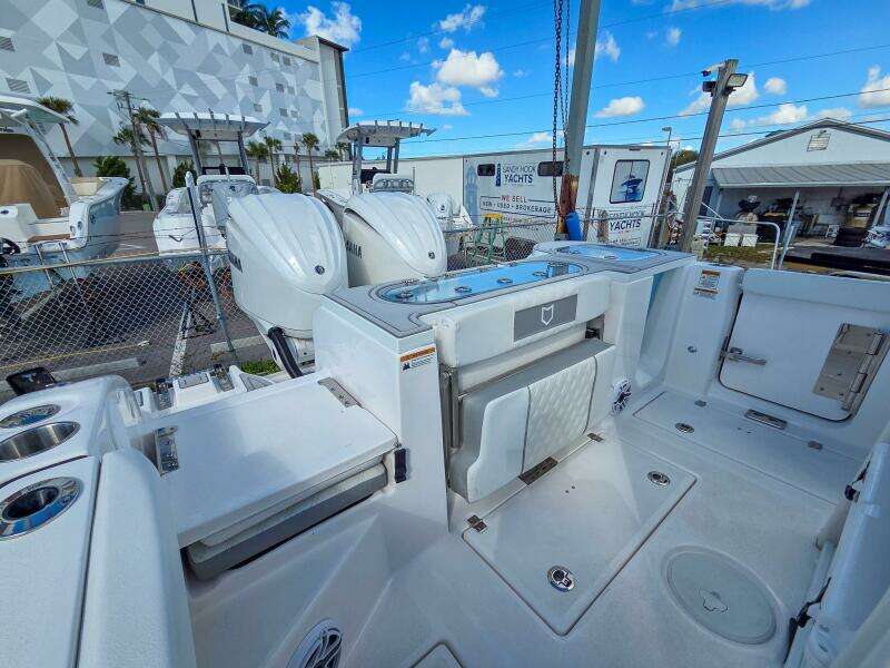 28ft Sea Fox Yacht For Sale