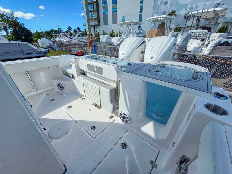 28ft Sea Fox Yacht For Sale