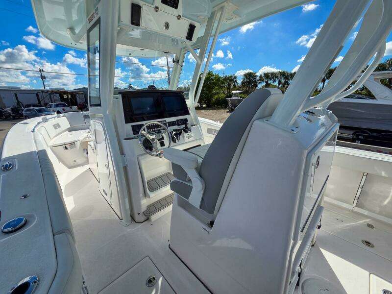 28ft Sea Fox Yacht For Sale