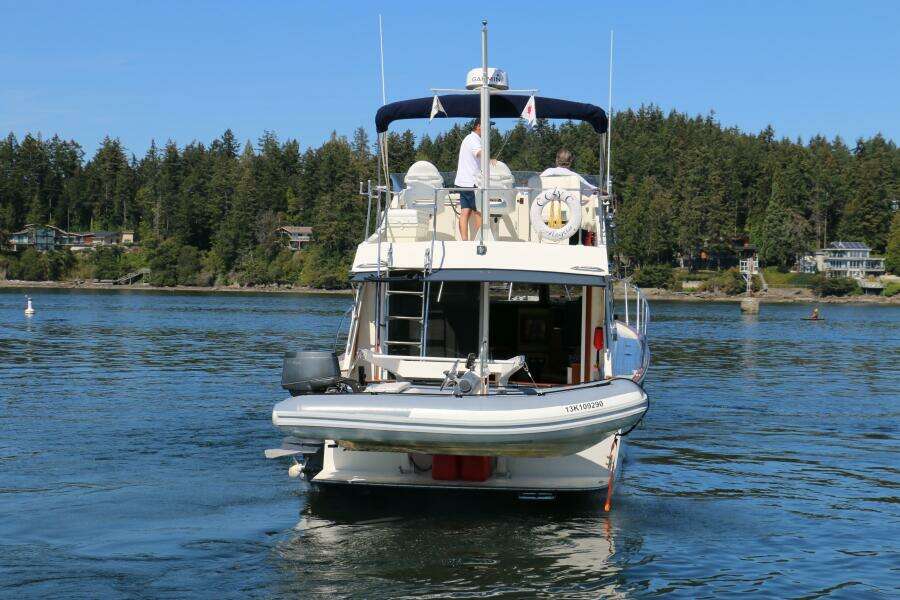 37ft Tollycraft Yacht For Sale