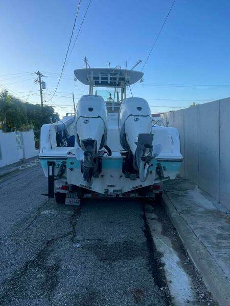 LIVING SIMPLE 28ft Mako Yacht For Sale