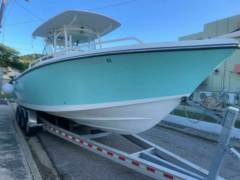 LIVING SIMPLE 28ft Mako Yacht For Sale