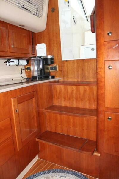 38' 2005 Rampage Express