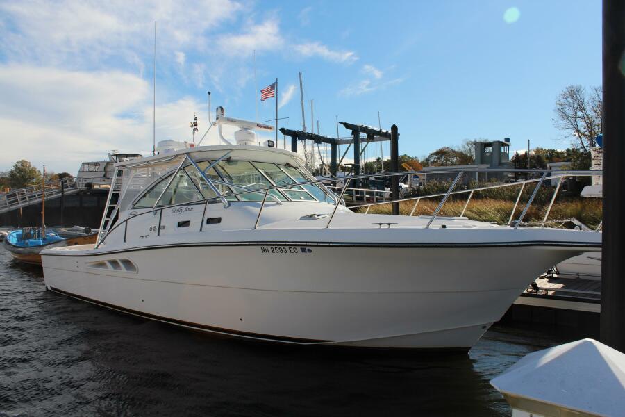 38' 2005 Rampage Express