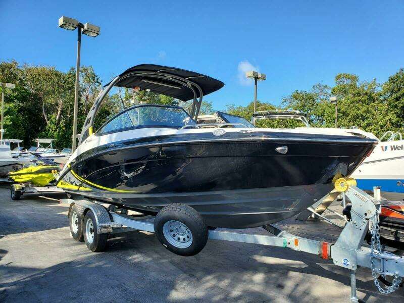 SWEET AND SOUR 21ft Yamaha Boats Yacht For Sale
