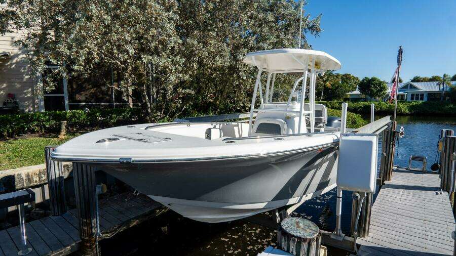 230 CC Adventure 23ft Tidewater Yacht For Sale