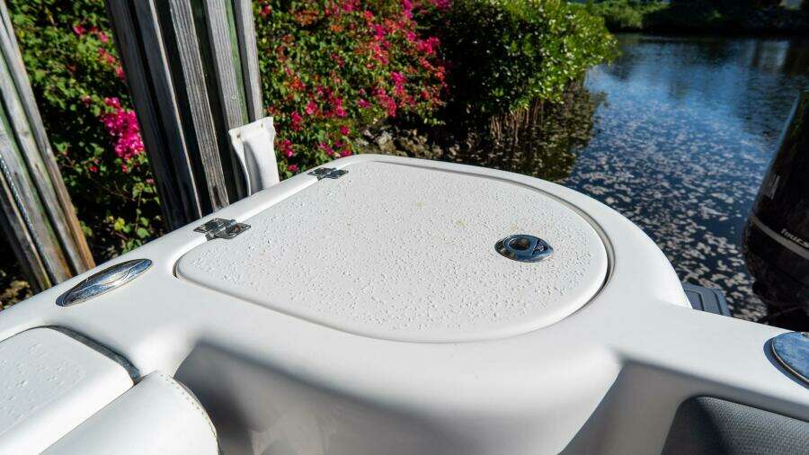 230 CC Adventure 23ft Tidewater Yacht For Sale