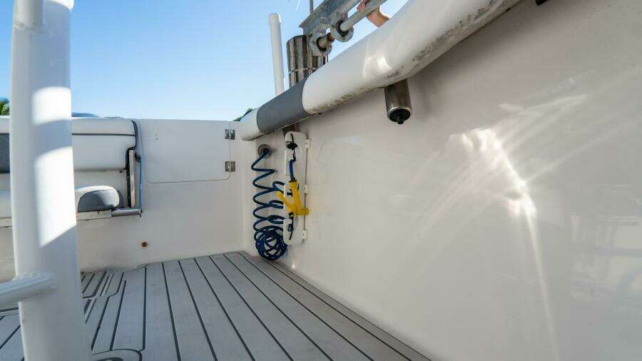 230 CC Adventure 23ft Tidewater Yacht For Sale