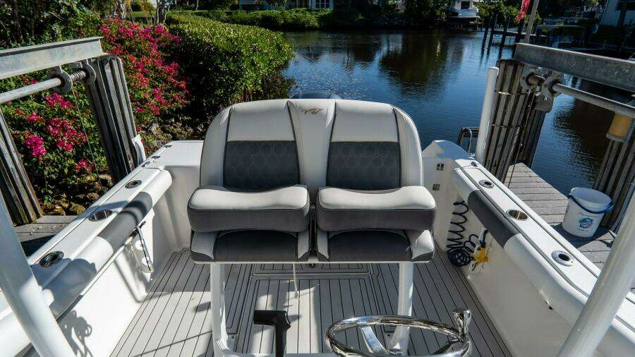 230 CC Adventure 23ft Tidewater Yacht For Sale