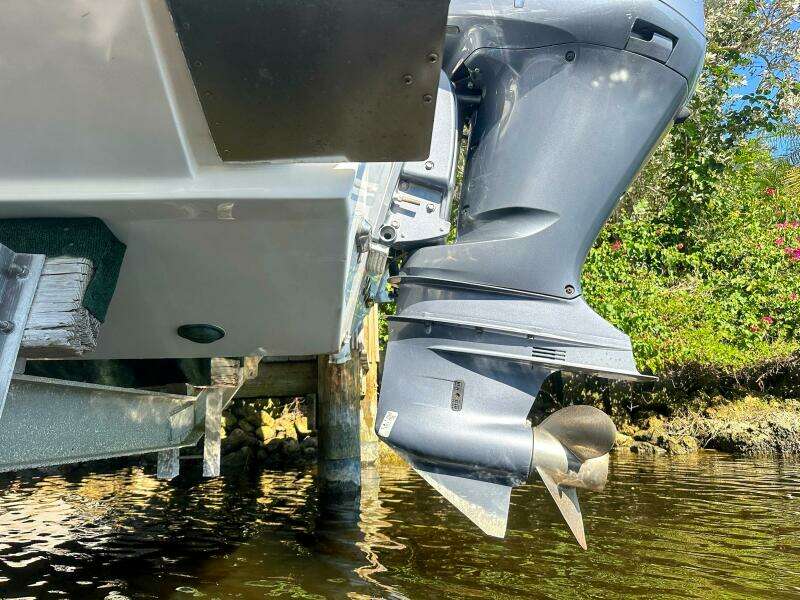 230 CC Adventure 23ft Tidewater Yacht For Sale