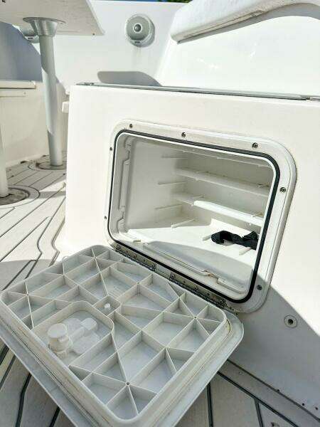 230 CC Adventure 23ft Tidewater Yacht For Sale