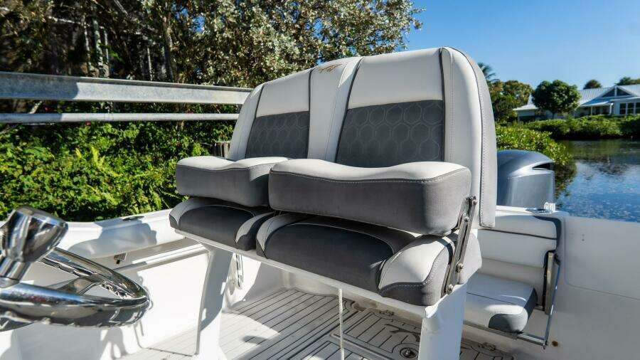 230 CC Adventure 23ft Tidewater Yacht For Sale