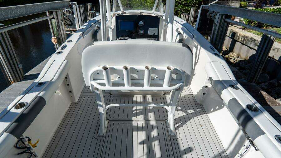 230 CC Adventure 23ft Tidewater Yacht For Sale