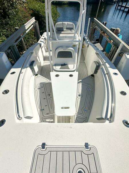 230 CC Adventure 23ft Tidewater Yacht For Sale