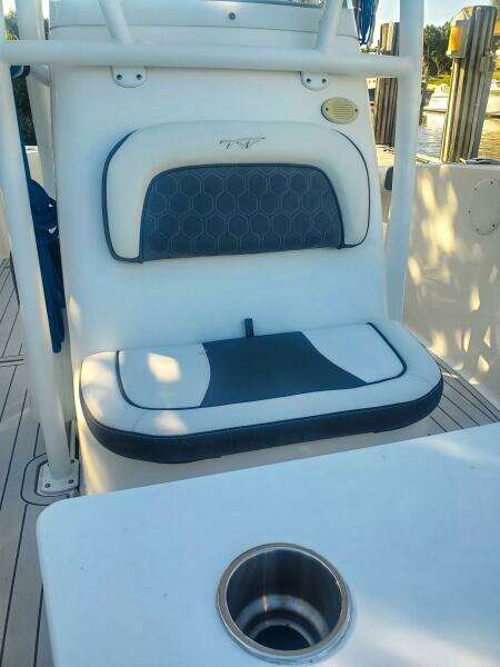 230 CC Adventure 23ft Tidewater Yacht For Sale