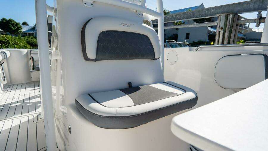 230 CC Adventure 23ft Tidewater Yacht For Sale