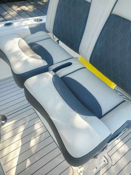 230 CC Adventure 23ft Tidewater Yacht For Sale