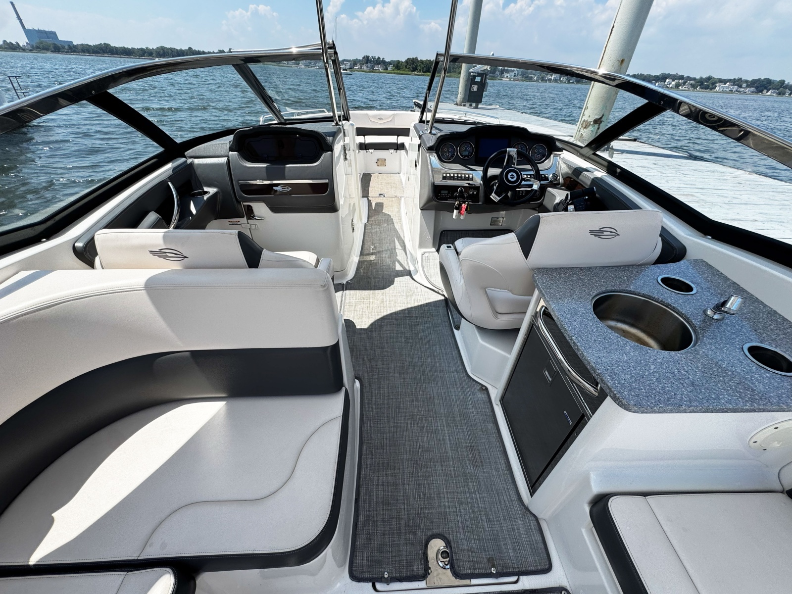 2017 Chaparral 307 SSX