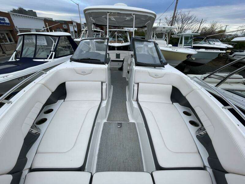 30ft Chaparral Yacht For Sale