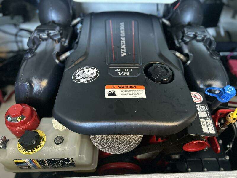 28ft Regal Yacht For Sale