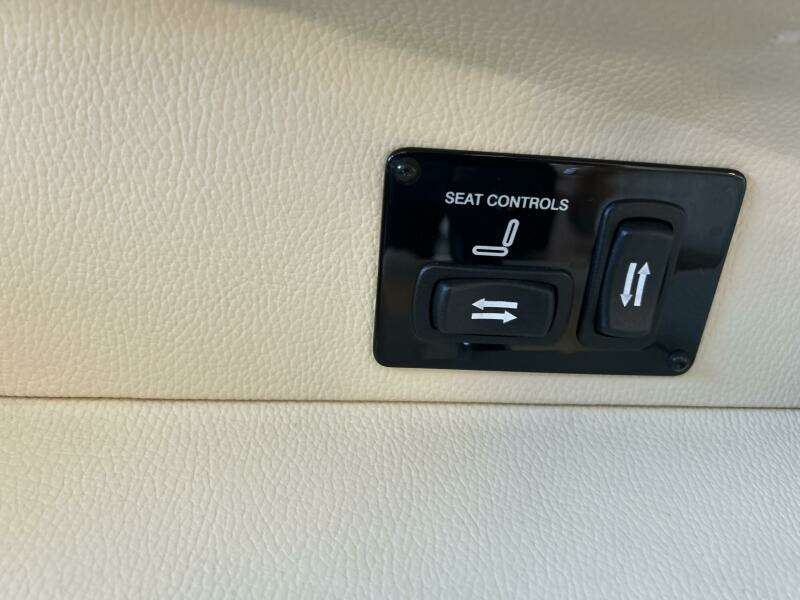 28ft Regal Yacht For Sale