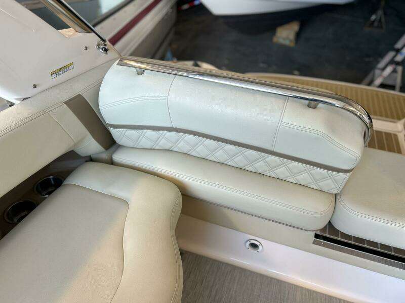 28ft Regal Yacht For Sale