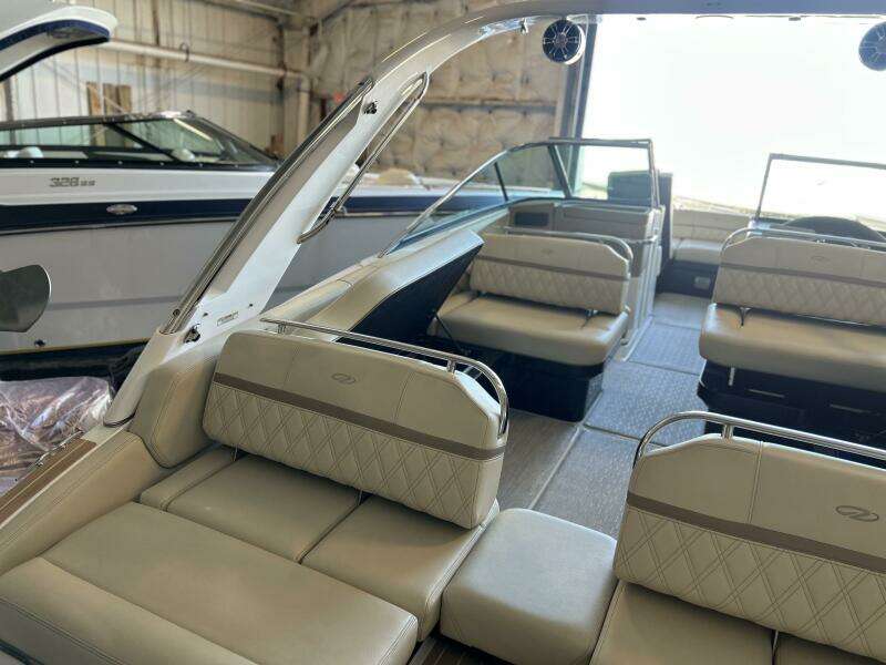 28ft Regal Yacht For Sale