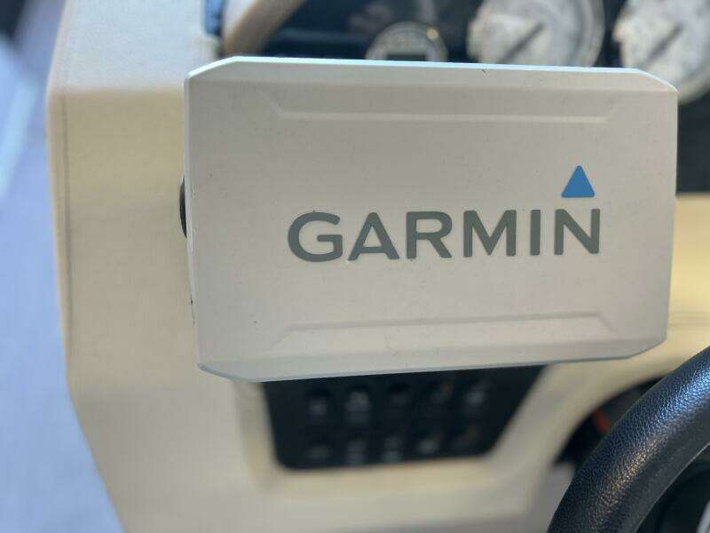 28ft Regal Yacht For Sale