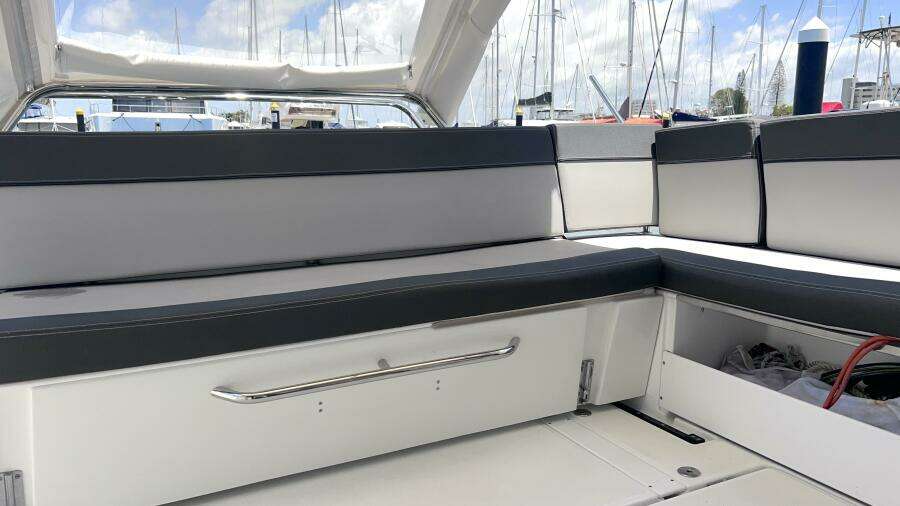 2020 Jeanneau Merry Fisher 1095 35ft Jeanneau Yacht For Sale