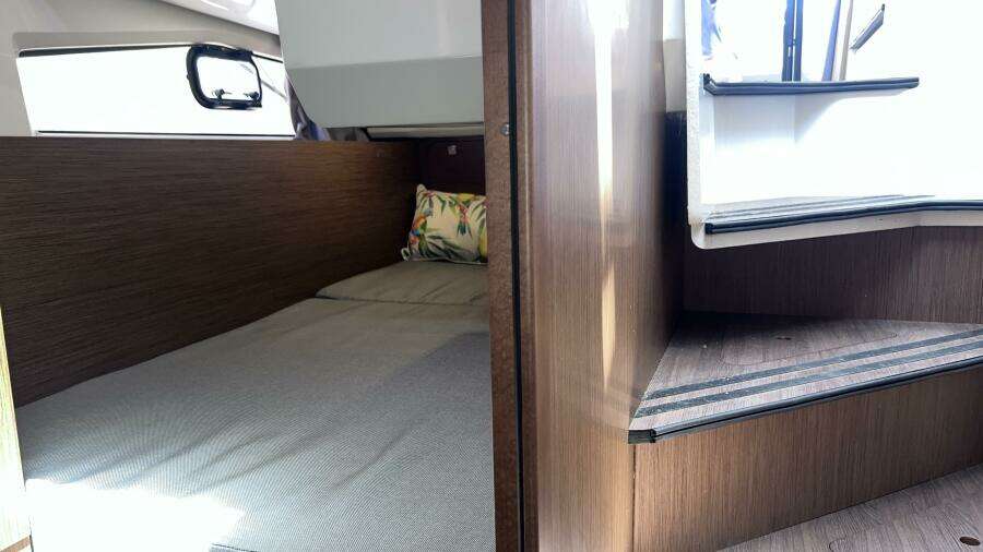 2020 Jeanneau Merry Fisher 1095 35ft Jeanneau Yacht For Sale