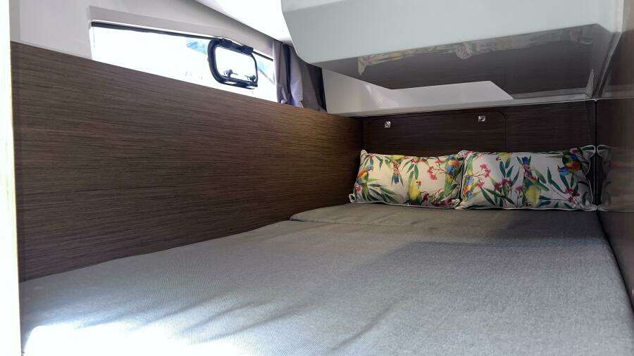 2020 Jeanneau Merry Fisher 1095 35ft Jeanneau Yacht For Sale