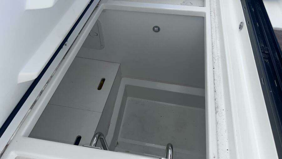 2020 Jeanneau Merry Fisher 1095 35ft Jeanneau Yacht For Sale