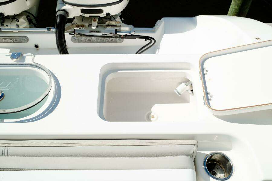 259 CC 25ft Sea Pro Yacht For Sale