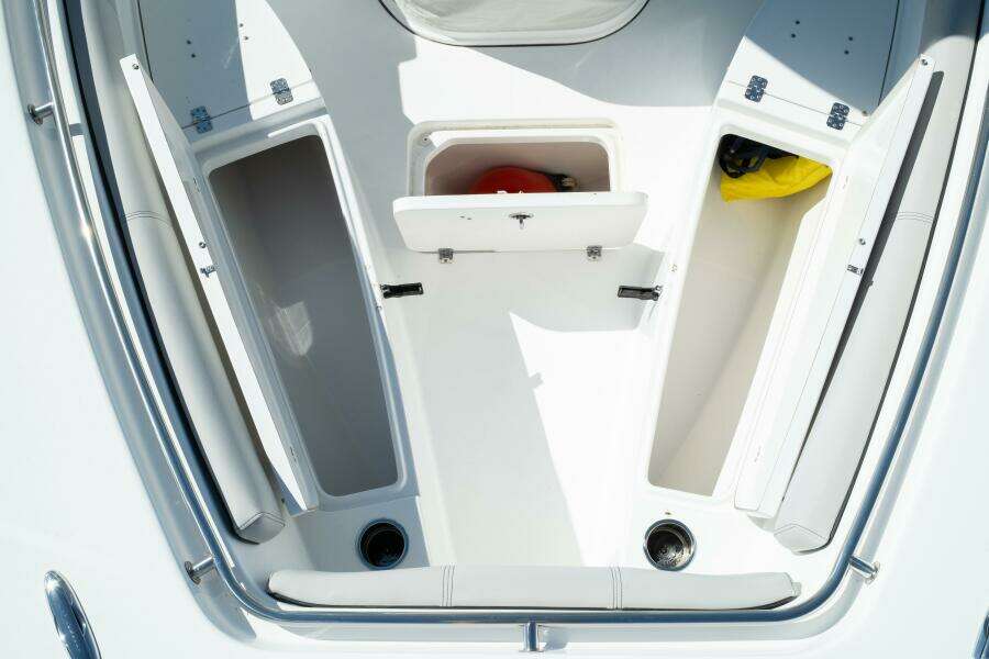 259 CC 25ft Sea Pro Yacht For Sale