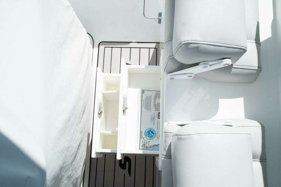 259 CC 25ft Sea Pro Yacht For Sale