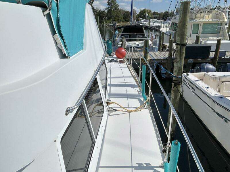 Seahawk 34ft PDQ Yacht For Sale