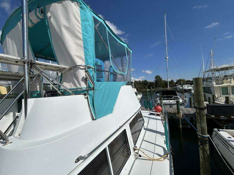 Seahawk 34ft PDQ Yacht For Sale