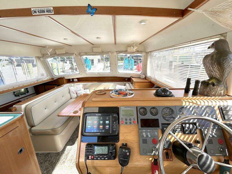 Seahawk 34ft PDQ Yacht For Sale