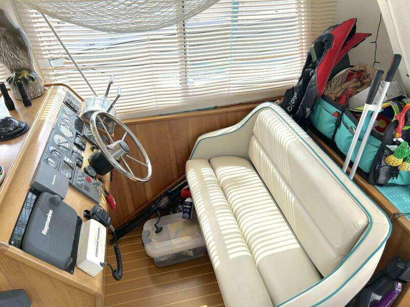 Seahawk 34ft PDQ Yacht For Sale