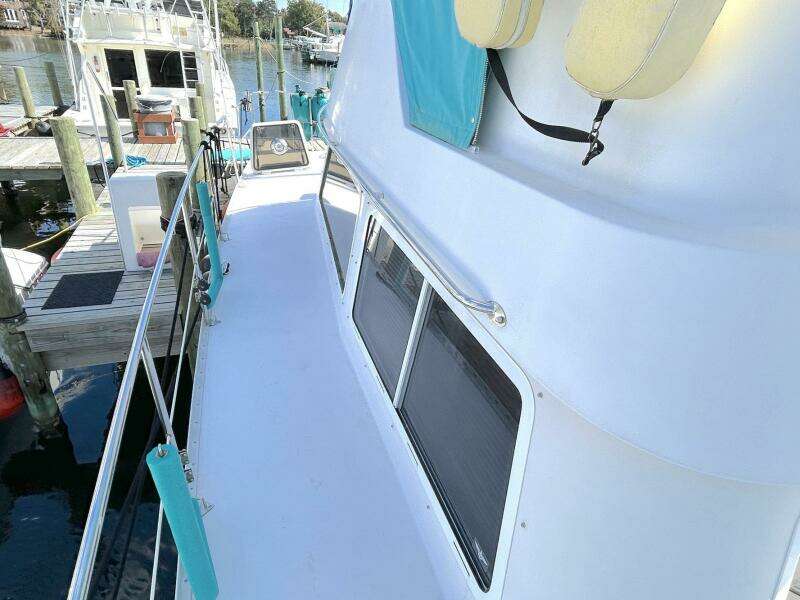 Seahawk 34ft PDQ Yacht For Sale